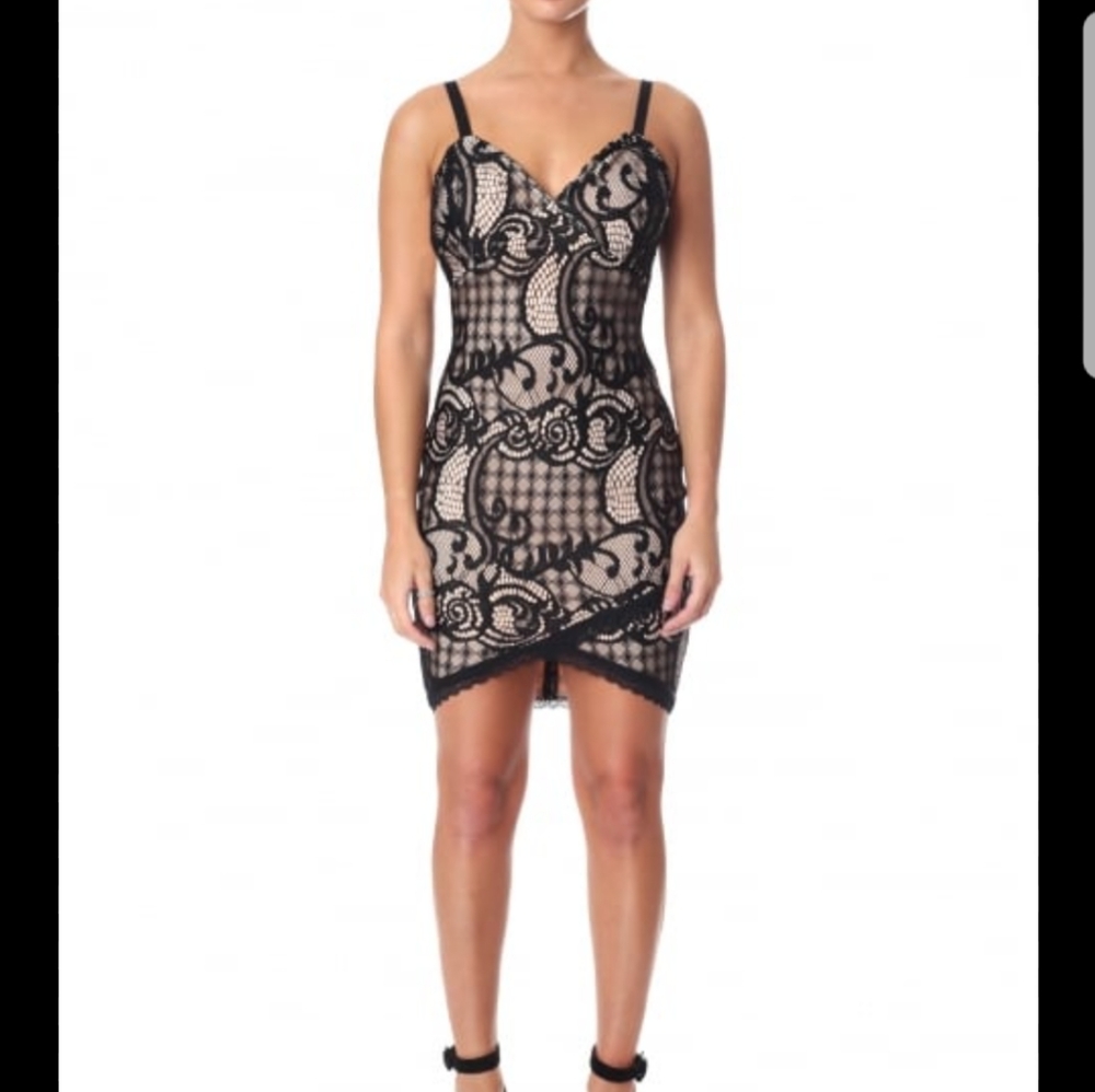 Black lace body con dress NWOT